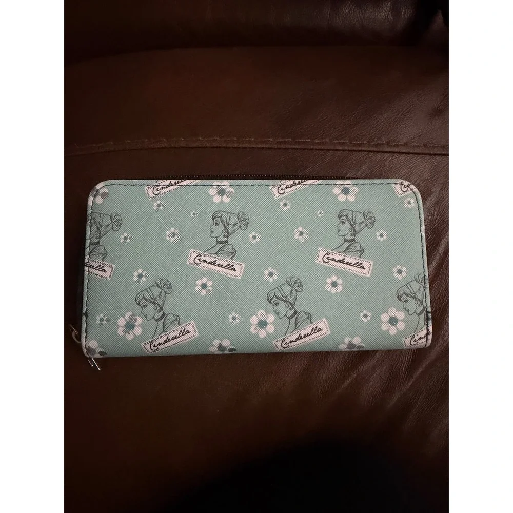 Danielle Nicole Disney Cinderella Zip Around Wallet Blue Teal Floral Princess